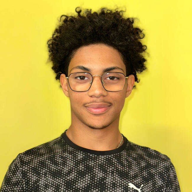 Babysitter in Saint-Étienne-du-Rouvray: Hamza