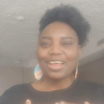 Babysitter in Sint-Pieters-Leeuw: Maureen