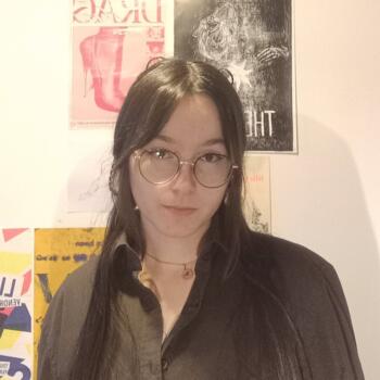 Babysitter in Paris: Margaux