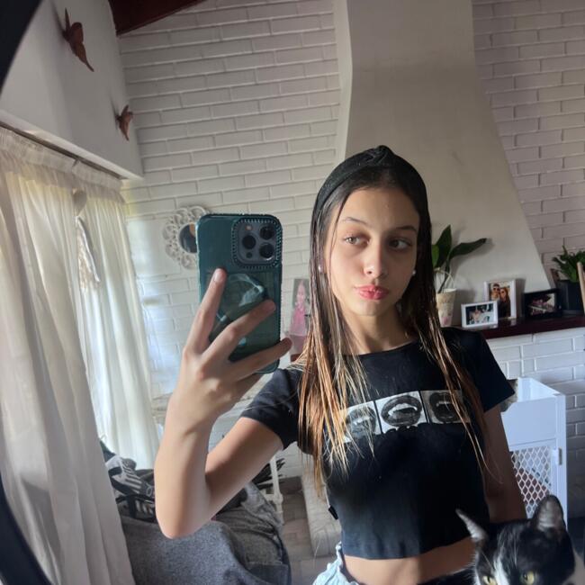 Niñera en Caseros (Buenos Aires): Avril