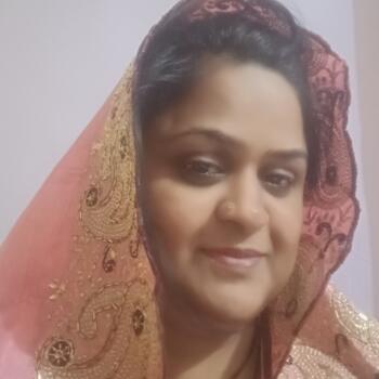 पुणे में बेबीसिटर: Jaya