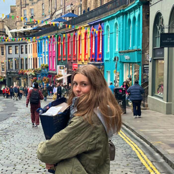 Babysitter Edinburgh: Zoe