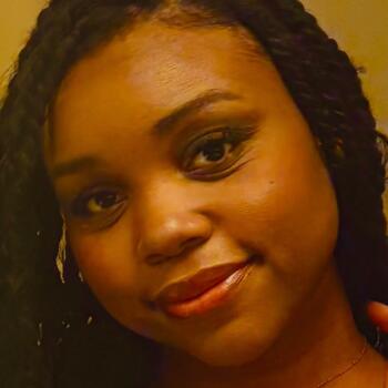 Babysitter in Birmingham: Kaela