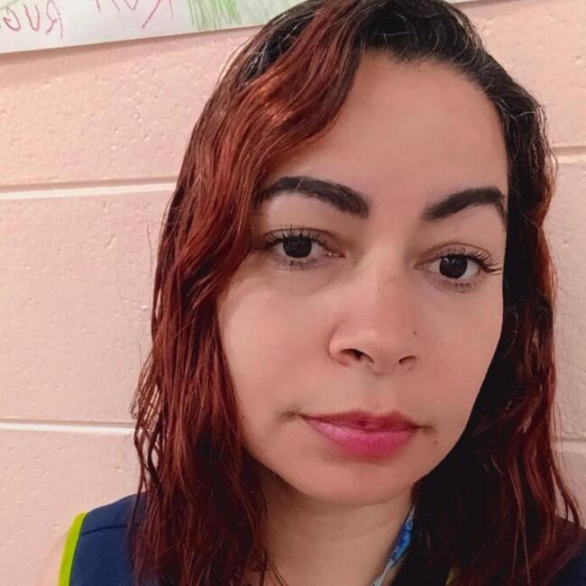 Babysitter in Embu das Artes: Miriam