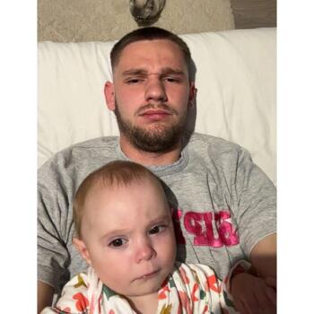 Job de garde d'enfants à Richeval: job de garde d'enfants Bruce