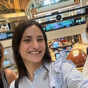 Babysitter in Buenos Aires: Delfina