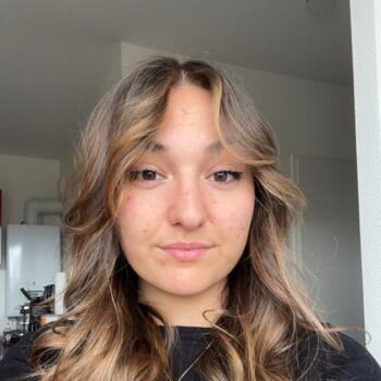 Babysitter στην περιοχή La Riche: Candice
