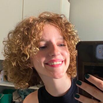 Babysitter in Lyon: Lilou