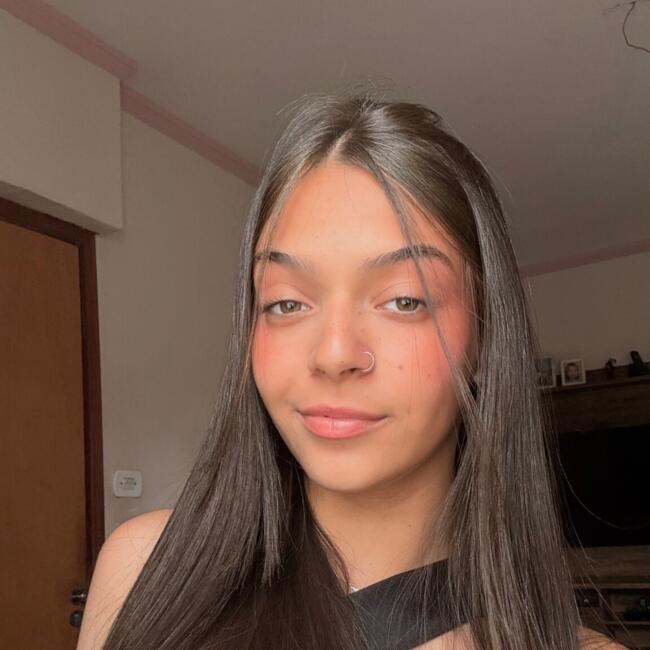 Babysitter in Vargem Grande do Sul: Yasmim