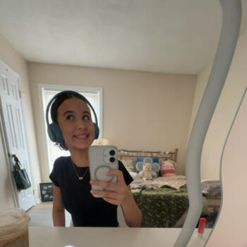 Babysitter in Fletcher (North Carolina): Kourtney