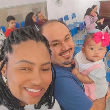 Emprego de babá em Itapevi: emprego de babá Alex