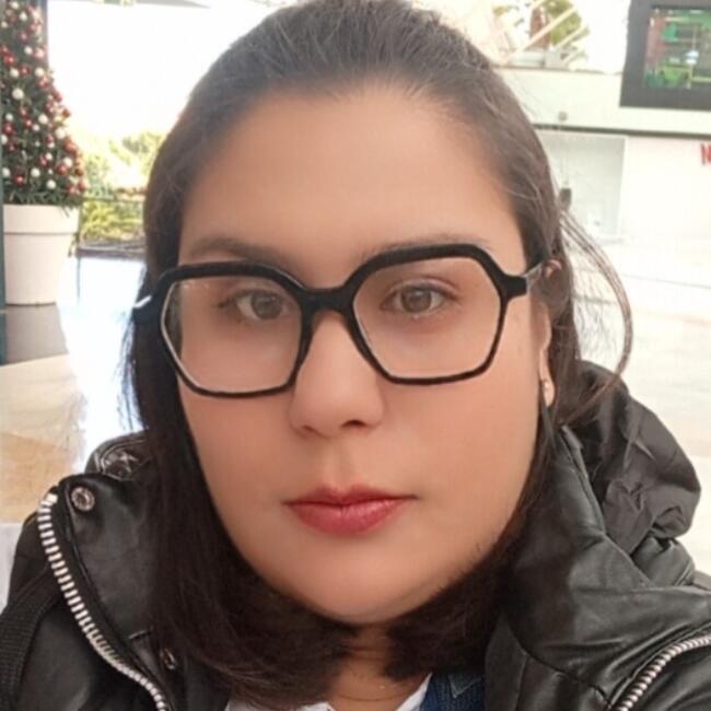 Nanny in Valencia: Ileana Carolina