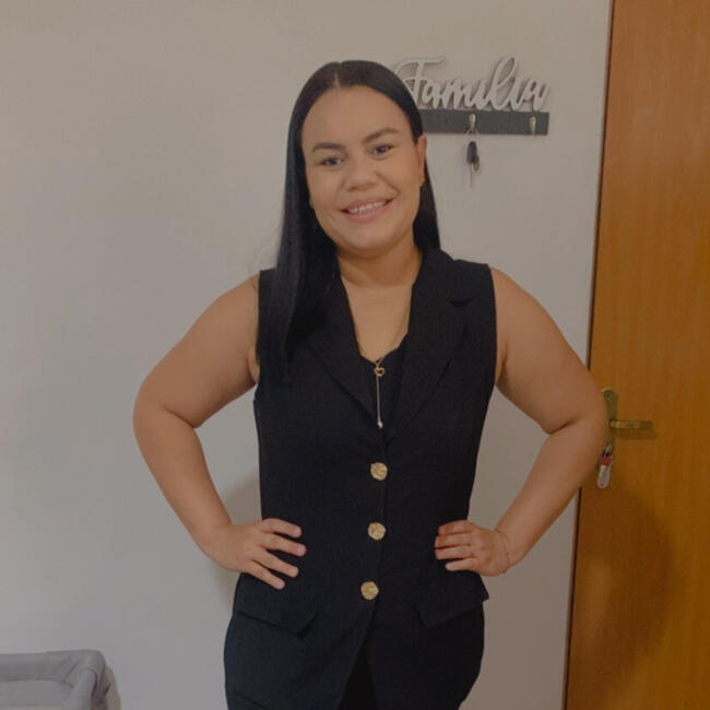 Babysitter in Caçapava: Leticia