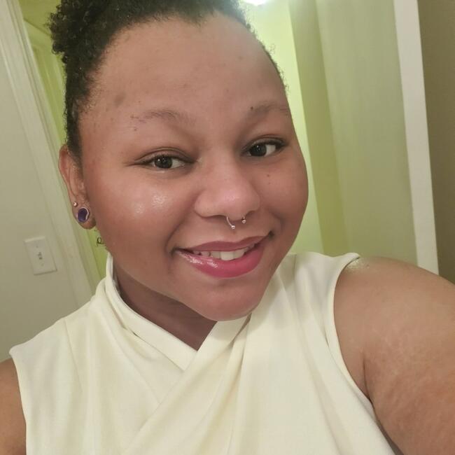 Babysitting job in Covington (Kentucky): Reishyta