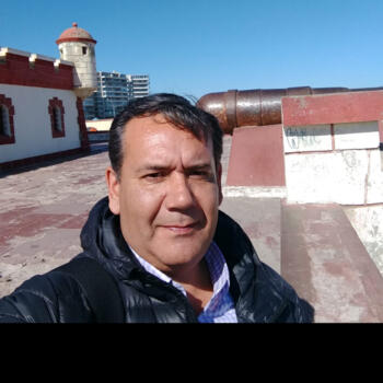 Parent Macul: Carlos