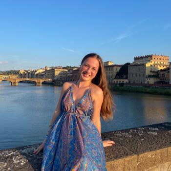 Babysitter in Lille: Emma