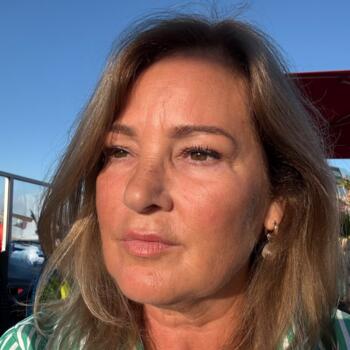Babysitter in Le Petit-Quevilly: Margarida