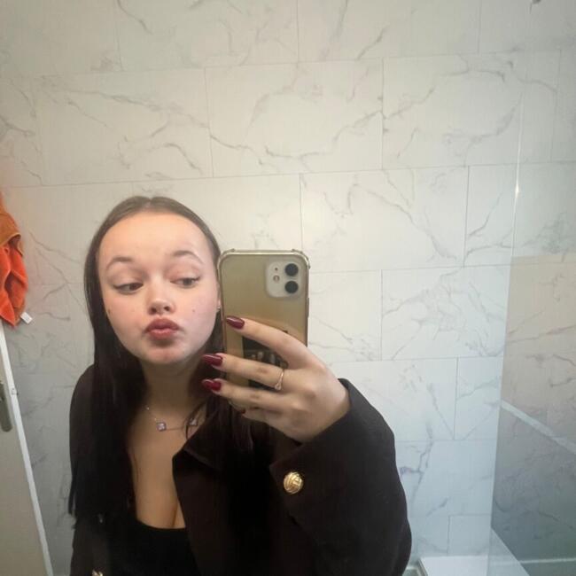 Babysitter in Perpignan: Shanys