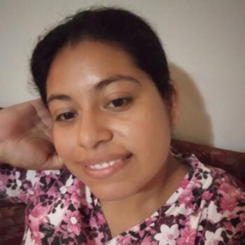 Babysitter in Nandasmo: Carolina