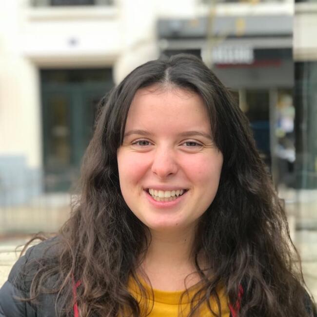 Baby-sitter in Lyon: Candice
