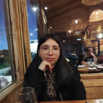 Babysitter in Puerto Varas: Cindy