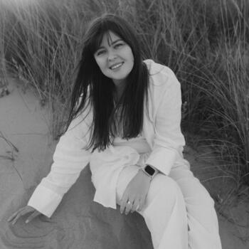 Babysitting job in Oeiras: babysitting job Vladislava