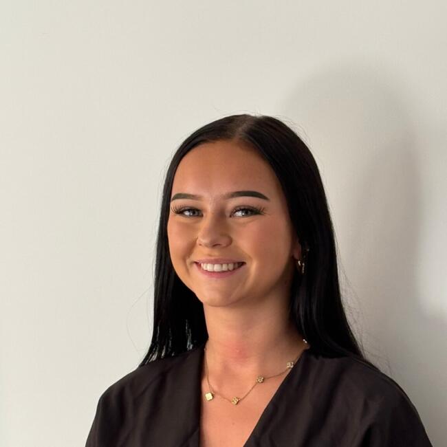 Babysitter in Montpellier: Julia