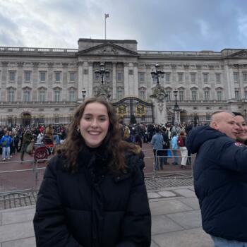 Babysitter in Leeds: Tiffanie