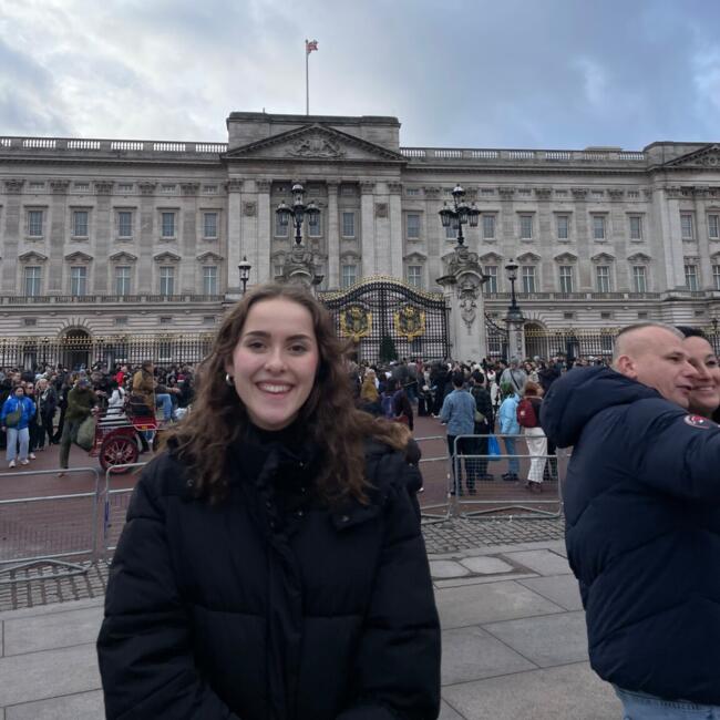 Babysitter in Leeds: Tiffanie