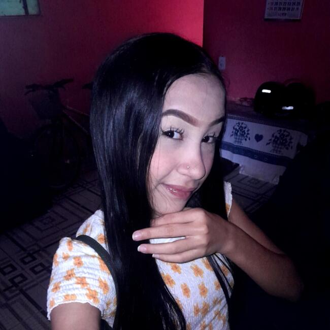 Babysitter in Belém: Kelly