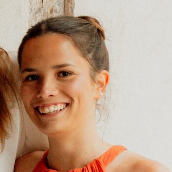 Baby-sitter Gondecourt: Lea