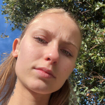 Babysitter in Mandelieu-la-Napoule: Lolo