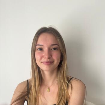 Babysitter in The Hague: Lili