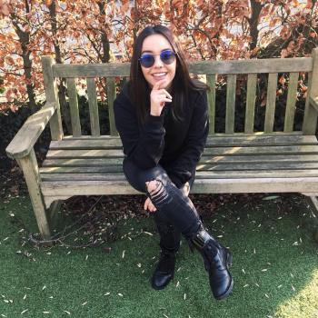 Babysitter Naarden: Romy
