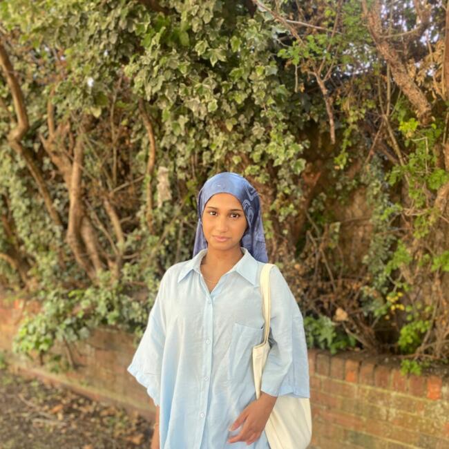 Babysitter in Ilford: Manha