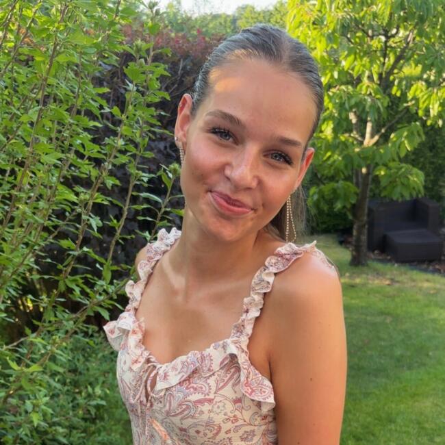 Babysitter in Witten: Laura
