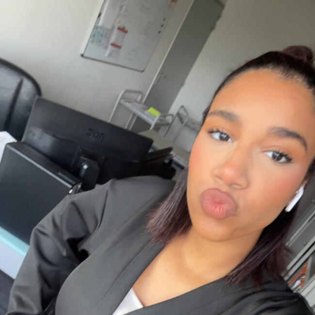 Babysitter in Villeurbanne: Taliah