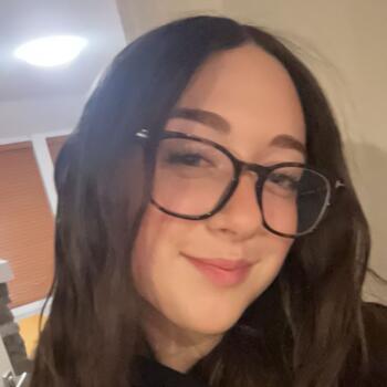 Babysitter in Victoria: Kalina