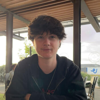 Baby-sitter in Geelong: Jay