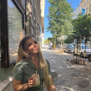 Babysitter in Albertville: Marcella