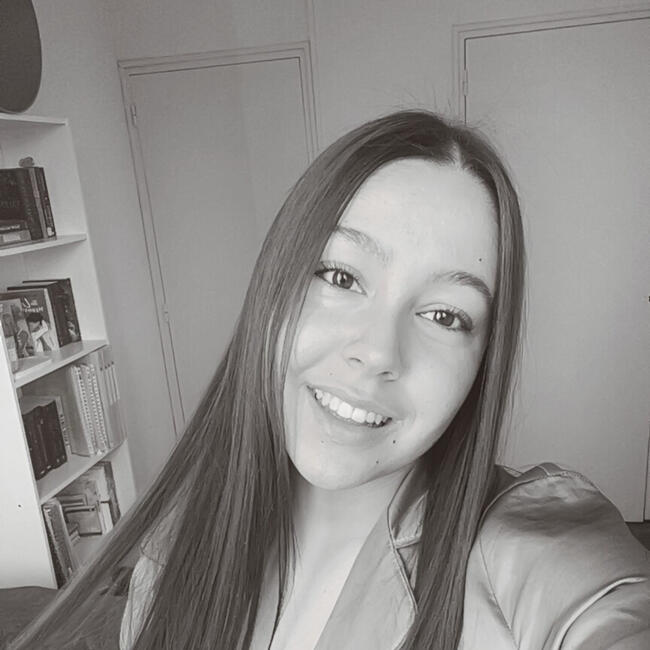 Babysitter in Nîmes: Léa