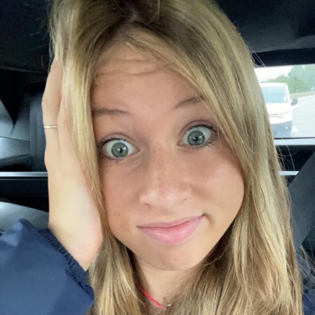 Babysitter in Croissy-sur-Seine: Jade