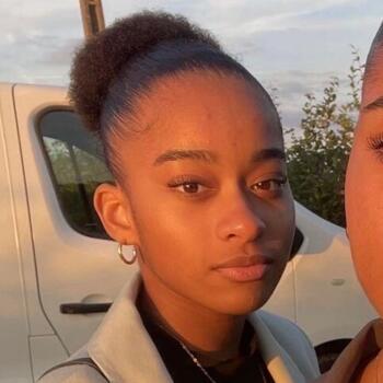 Baby-sitter Évreux: Aurélia