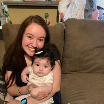 Babysitter in Corpus Christi: Loren