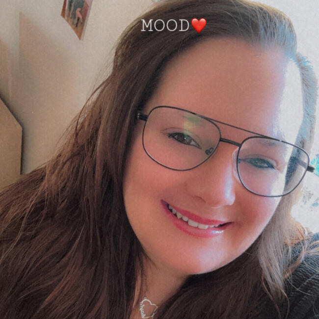 Babysitter in Cosne-Cours-sur-Loire: Alison