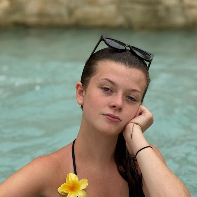 Babysitter in Sainte-Geneviève-des-Bois (Centre-Val de Loire): Maelys