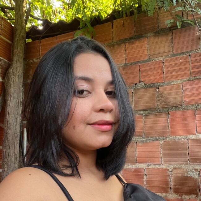 Babysitter in Fortaleza: LIVIA
