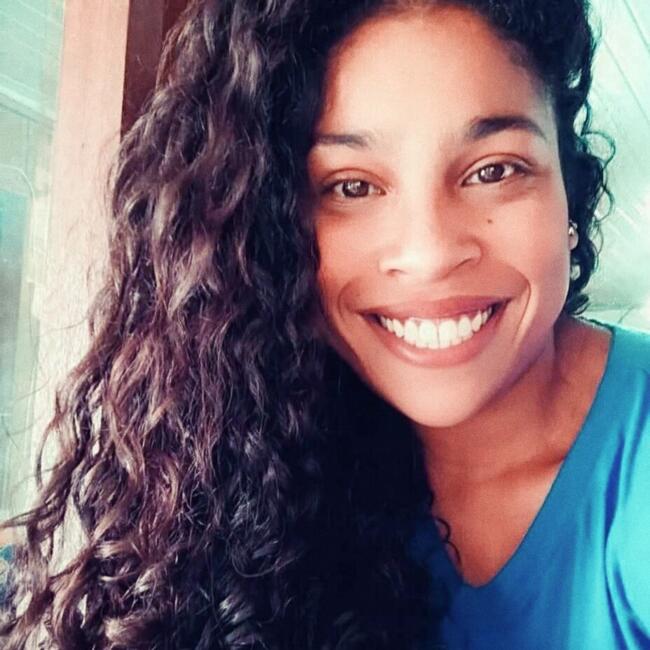 Babá em Porto Alegre: Cinthia