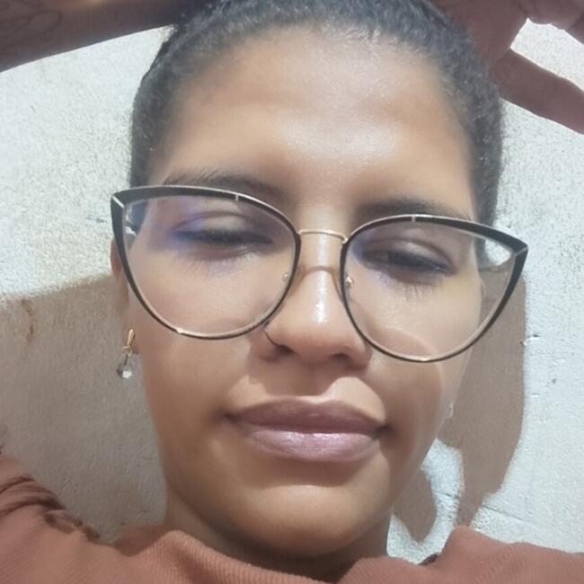 Babysitter in Santarém: Sabrina