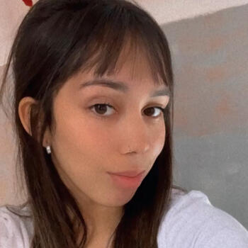 Babysitter in Montevideo: Ariana